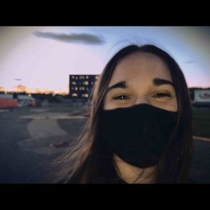 Meet your Posher, Becca